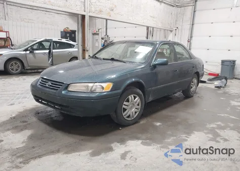 1997 Toyota Camry Le/Xle z USA, uszkodzony, nr VIN JT2BF22K4V0006191